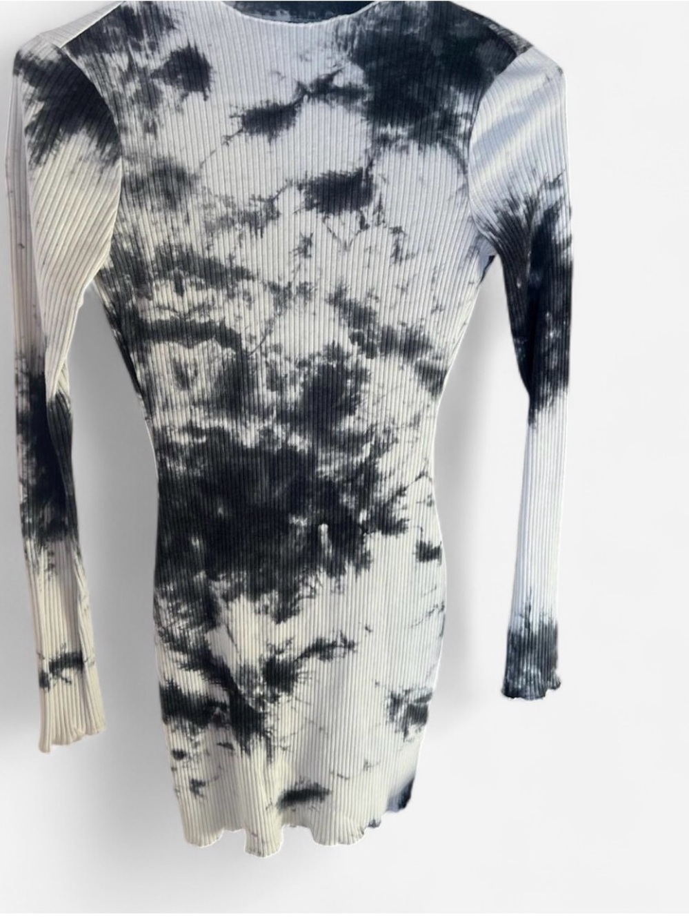 Tie-Dye Ribbed Long Sleeve Mini Dress - Black & White